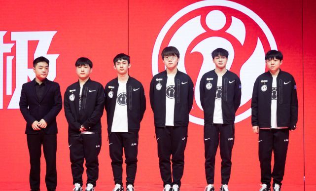 战术风格与 战术风格与